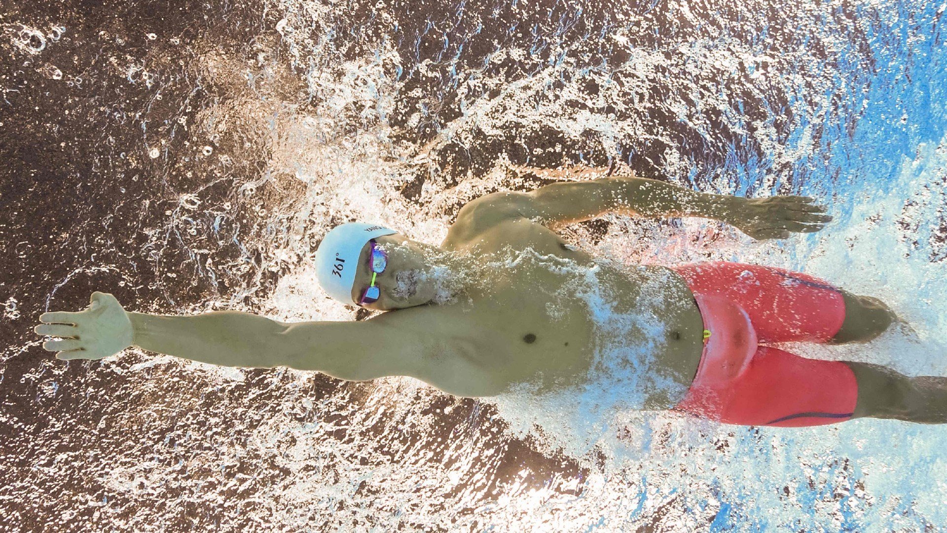 世界杯:老将主动提出替补出场 为年轻队友腾出首发名额 获媒体一致好评